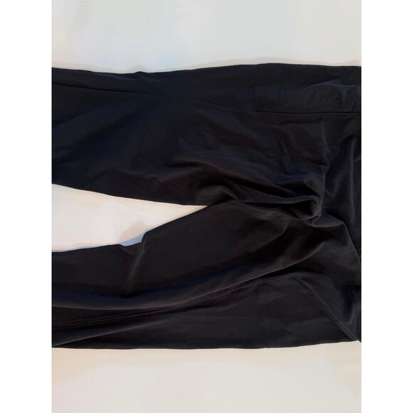 Athleta Salutation Stash 7/8 Cropped Capri Tights Leggings Womens XL Black - Picture 10 of 16